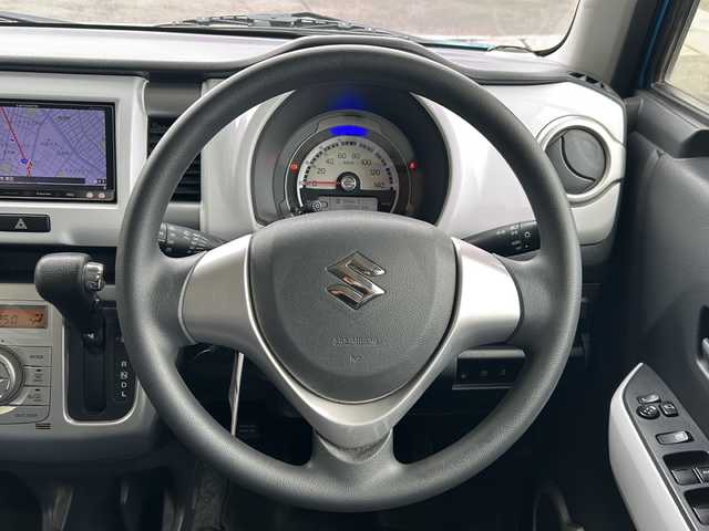 スズキ ハスラー G 静岡県 2014(平26)年 10.3万km サマーブルーM 社外ナビ/・CD/DVD/・MSV/SD/・FM/AM/・フルセグTV/・Bluetooth/・iPod/・USB/主要装備/・運転席シートヒーター/・スタッドレスタイヤ（ホワイトレター）/・ルーフキャリア/・レーダーブレーキサポート/・アイドリングストップ/・横滑り防止装置/・オートライト/・社外フューエルリッド/・プッシュスタート