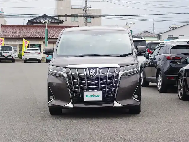 トヨタ アルファード X 山形県 2022(令4)年 6.8万km グラファイトM 4WD/衝突被害軽減システム/純正ディスプレイオーディオ/　　【BT USB Miracast AM/FM】/バックカメラ/両側パワースライドドア/レーダークルーズコントロール/LEDオートヘッドライト/純正16インチアルミホイール/アイドリングストップ/ステアリングスイッチ/MTモード付AT/電動格納ウィンカーミラー/フォグランプ/スマートキー/ETC