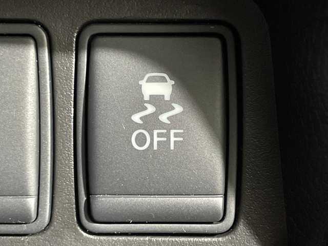 日産 エクストレイル 20X エマージェンシーブレーキ 神奈川県 2016(平28)年 5万km ダイヤモンドブラック エマージェンシーブレーキ/純正7型ナビ【MP315D-W】/・BT/フルセグTV/CD/DVD/SD/AUX/カプロンシート/シートヒーター(D/N)/アイドリングストップ機能/ECOモード/ドライブレコーダー/ETC/革巻きステアリング/ステアリングスイッチ/シートリフター/LEDヘッドライト/フォグランプ/電動格納ミラー/ウィンカーミラー/コーナーセンサー/ルーフレール/純正フロアマット/純正17インチアルミホイール/純正ドアバイザー