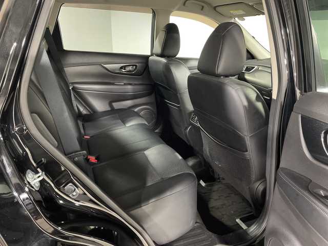 日産 エクストレイル 20X エマージェンシーブレーキ 神奈川県 2016(平28)年 5万km ダイヤモンドブラック エマージェンシーブレーキ/純正7型ナビ【MP315D-W】/・BT/フルセグTV/CD/DVD/SD/AUX/カプロンシート/シートヒーター(D/N)/アイドリングストップ機能/ECOモード/ドライブレコーダー/ETC/革巻きステアリング/ステアリングスイッチ/シートリフター/LEDヘッドライト/フォグランプ/電動格納ミラー/ウィンカーミラー/コーナーセンサー/ルーフレール/純正フロアマット/純正17インチアルミホイール/純正ドアバイザー