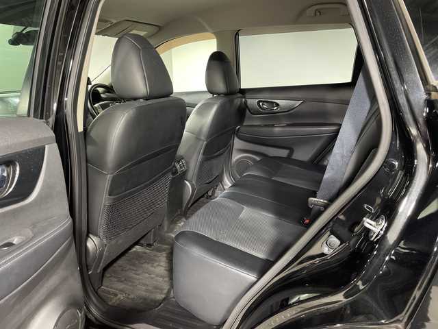 日産 エクストレイル 20X エマージェンシーブレーキ 神奈川県 2016(平28)年 5万km ダイヤモンドブラック エマージェンシーブレーキ/純正7型ナビ【MP315D-W】/・BT/フルセグTV/CD/DVD/SD/AUX/カプロンシート/シートヒーター(D/N)/アイドリングストップ機能/ECOモード/ドライブレコーダー/ETC/革巻きステアリング/ステアリングスイッチ/シートリフター/LEDヘッドライト/フォグランプ/電動格納ミラー/ウィンカーミラー/コーナーセンサー/ルーフレール/純正フロアマット/純正17インチアルミホイール/純正ドアバイザー