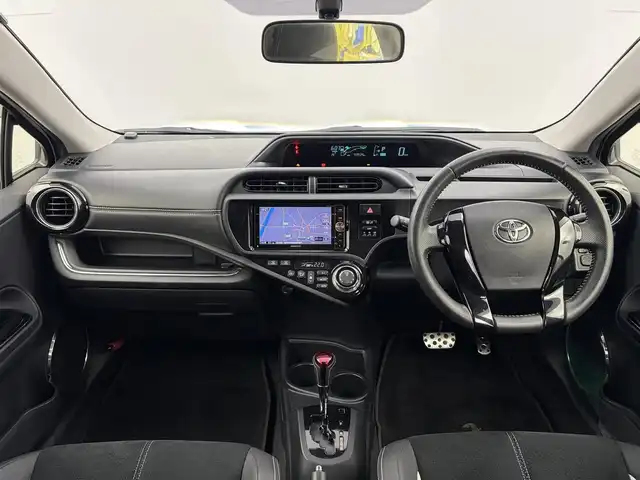 トヨタ アクア G G’s 千葉県 2014(平26)年 4.4万km ライムホワイトパールクリスタルシャイン 社外ナビ/CD/DVD/DTV/Bluetooth/スマートキー/プッシュスタート /LEDオートライト/Gs専用アルミホイール/Gs専用シート/ETC/ドアバイザー