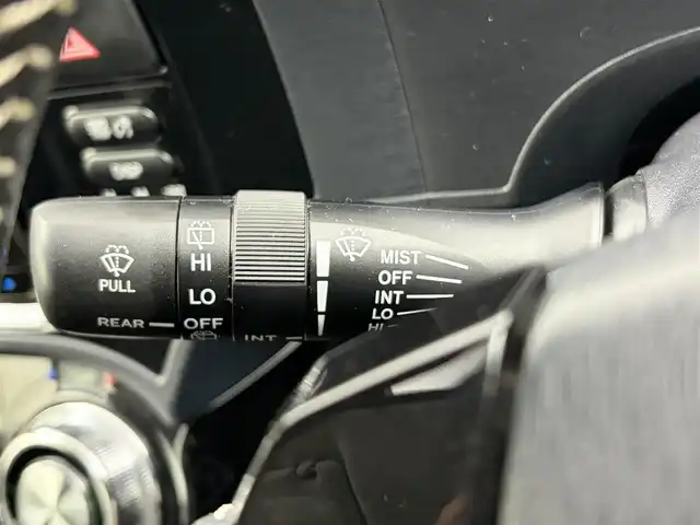 トヨタ アクア G G’s 千葉県 2014(平26)年 4.4万km ライムホワイトパールクリスタルシャイン 社外ナビ/CD/DVD/DTV/Bluetooth/スマートキー/プッシュスタート /LEDオートライト/Gs専用アルミホイール/Gs専用シート/ETC/ドアバイザー