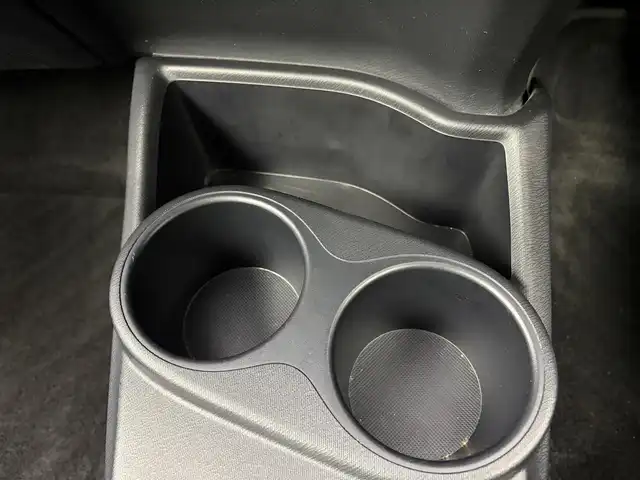 トヨタ アクア G G’s 千葉県 2014(平26)年 4.4万km ライムホワイトパールクリスタルシャイン 社外ナビ/CD/DVD/DTV/Bluetooth/スマートキー/プッシュスタート /LEDオートライト/Gs専用アルミホイール/Gs専用シート/ETC/ドアバイザー