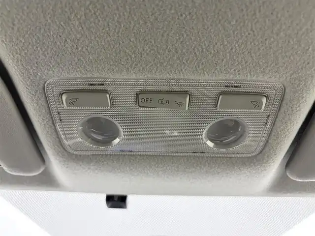 トヨタ アクア G G’s 千葉県 2014(平26)年 4.4万km ライムホワイトパールクリスタルシャイン 社外ナビ/CD/DVD/DTV/Bluetooth/スマートキー/プッシュスタート /LEDオートライト/Gs専用アルミホイール/Gs専用シート/ETC/ドアバイザー