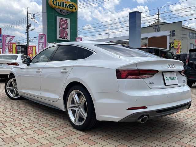 アウディ Ａ５ SB2．0TFSI Q スポーツ 鳥取県 2018(平30)年 2.2万km グレイシアホワイトメタリック ディーラー車/Sラインパッケージ/スマートキーx2個/バーチャルコックピット/全方位カメラ/ハーフレザーシート/パワーテールゲート/プリクラッシュセーフティ/レーンデパーチャーアラート/ブラインドスポットモニタリング/レーダークルーズコントロール/ドライブレコーダー/パーキングアシスト/インテリジェンスソナー/マトリックスLEDライト/マルチメディアインターフェイス/フルセグ・Bluetooth・DVD/前席パワーシート/３ゾーンエアコン/オートワイパー/オートライト/ビルトインETC/保証書・取説