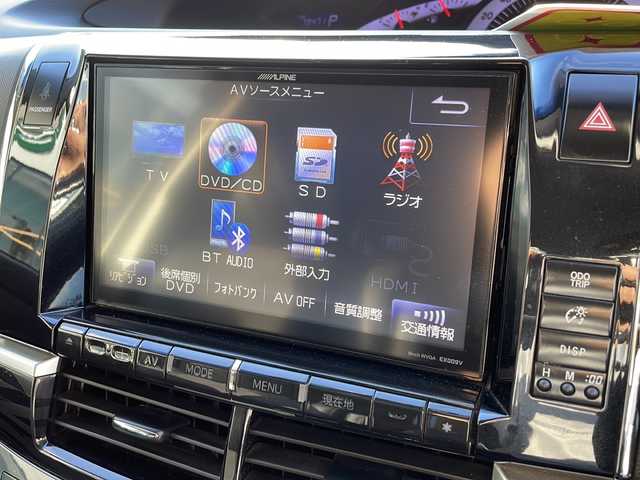 トヨタ エスティマ アエラス プレミアムエディション 新潟県 2013(平25)年 8万km シルバーM 9インチSDナビ/（DTV/DVD/Bluetooth）/11.2インチフリップダウン/バックカメラ/ビルドインETC/クルーズコントロール/ドラレコ/黒ハーフレザー/オットマン/両側パワースライドドア/HIDヘッドライト/フォグランプ/ウィンカーミラー/電格ミラー/ドアバイザー/モデリスタエアロ/ウェッズアルミホイール/社外マフラー