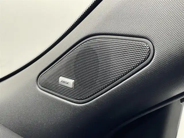 三菱 アウトランダー ＰＨＥＶ P 群馬県 2022(令4)年 4.1万km ホワイトダイヤモンド BOSEサウンド/＝＝＝＝＝/純正スマホ連動ナビ（12.3インチHDディスプレイ）/・フルセグTV/Bluetooth/AppleCarPlay/AndroidAuto/・アラウンドマルチモニター/・ビルトインETC2.0/・電動ゲート/・レザーシート/・シートヒーター（D/N）（セカンドシート）/・パワーシート（D/N）（メモリー付）/・マイパイロット（アダプティブクルーズコントロールシステム）/・ワイヤレス充電/・純正２０インチAW/・前後コーナーセンサー/・ステアリングヒーター/リモコン/・アダプティブLEDヘッドライト（光軸自動調整機能付）/・LEDフロントフォグ/・HUDディスプレイ/・e-Assist（衝突被害軽減ブレーキシステム）/・踏み間違い防止アシスト/・車線逸脱警報システム/・ふらつき警報/・前方衝突予測警報/・標識認識システム/・後側方衝突被害防止支援システム/・後側方/後退時車両検知警報システム/＝＝＝＝＝/純正１２．３インチナビ　全方位カメラ　レザーシート　シートヒーター　パワーシート　マイパイロット　ｅ－Ａｓｓｉｓｔ　ビルトインＥＴＣ２．０　前後ドラレコ　電動ゲート　ＢＯＳＥ　７人乗り　４ＷＤ　禁煙車