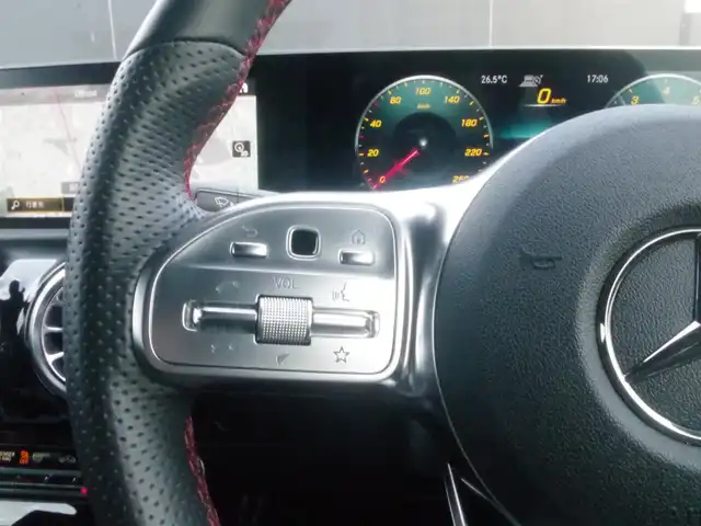 メルセデス・ベンツ ＣＬＡ２５０ Sブレイク 4MATIC AMGライン 岩手県 2020(令2)年 1.5万km イリジウムシルバー アクティブブレーキアシスト/レーンキープ /ブラインドスポット/レーンチェンジアシスト/純正ナビ/フルセグTV/全方位カメラ/パークトロニック/キーレスゴー /サンルーフ/アンビエントライト/DSRC/前後ドラレコ/ハーフレザー /パワーシート/シートヒーター/Pバックドア/ヘッドアップD/マルチビームLED