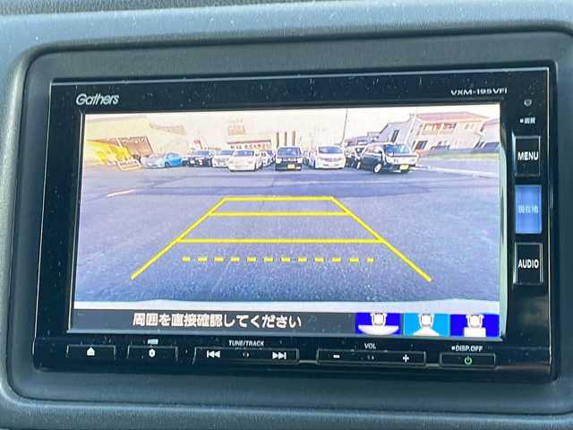 ホンダ ヴェゼル ハイブリッド X ホンダセンシング 山形県 2019(平31)年 4.6万km プラチナホワイトパール Honda SENSING/・衝突軽減ブレーキ（ＣＭＢＳ）/・路外逸脱抑制機能/・先行車発進お知らせ機能/・アダプティブクルーズコントロール（ＡＣＣ）/・車線維持支援システム（ＬＫＡＳ）/・標識認識機能/・誤発進抑制機能 /パドルシフト/純正ナビ/CD.DVD.BT.USB.SD/バックカメラ/フルセグ/ETC/電動パーキングブレーキ/オートホールド/純正エンジンスターター/プッシュスタート/スマートキーｘ２/ＬＥＤヘッドライト