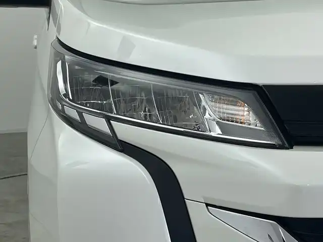 トヨタ ノア G 群馬県 2022(令4)年 2.8万km ホワイトパールクリスタルシャイン ・メーカーディスプレイオーディオ/・バックガイドモニター/・両側パワースライドドア /・トヨタセーフティセンス/・ETC/・前後コーナーセンサー/・シートヒーター/・レーンキープアシスト/・横滑り防止装置/・盗難防止装置/・衝突被害軽減システム/・オートライト/・オートマチックハイビーム/・スマートキー/・純正１６インチアルミホイール/・LEDヘッドライト