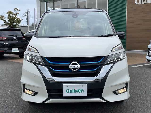 日産 セレナ e－パワー ハイウェイスター V 佐賀県 2018(平30)年 11.2万km ブリリアントホワイトパール 2トーン プッシュスタート/Bluetooth/フルセグテレビ/メモリナビ/パーキングアシスト/追尾機能付クルーズコントロール/アラウンドビューモニター/オートライト/LEDヘッドライト/衝突被害軽減システム/ブレーキホールド/デジタルインナーミラー/電格ウィンカーミラー/後席サンシェード/両側パワースライドドア/保証書/取扱説明書/記録簿/ETC/スペアキー有