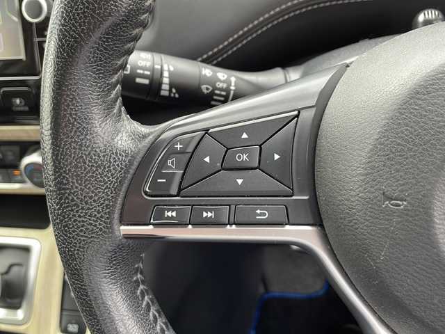 日産 セレナ e－パワー ハイウェイスター V 佐賀県 2018(平30)年 11.2万km ブリリアントホワイトパール 2トーン プッシュスタート/Bluetooth/フルセグテレビ/メモリナビ/パーキングアシスト/追尾機能付クルーズコントロール/アラウンドビューモニター/オートライト/LEDヘッドライト/衝突被害軽減システム/ブレーキホールド/デジタルインナーミラー/電格ウィンカーミラー/後席サンシェード/両側パワースライドドア/保証書/取扱説明書/記録簿/ETC/スペアキー有