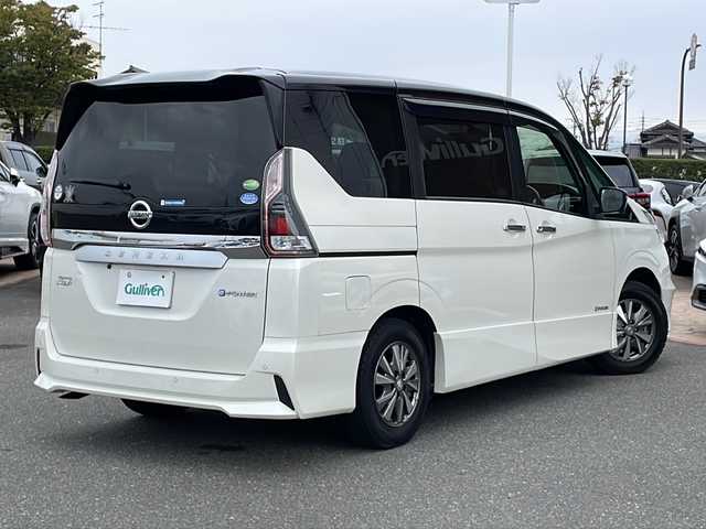 日産 セレナ e－パワー ハイウェイスター V 佐賀県 2018(平30)年 11.2万km ブリリアントホワイトパール 2トーン プッシュスタート/Bluetooth/フルセグテレビ/メモリナビ/パーキングアシスト/追尾機能付クルーズコントロール/アラウンドビューモニター/オートライト/LEDヘッドライト/衝突被害軽減システム/ブレーキホールド/デジタルインナーミラー/電格ウィンカーミラー/後席サンシェード/両側パワースライドドア/保証書/取扱説明書/記録簿/ETC/スペアキー有