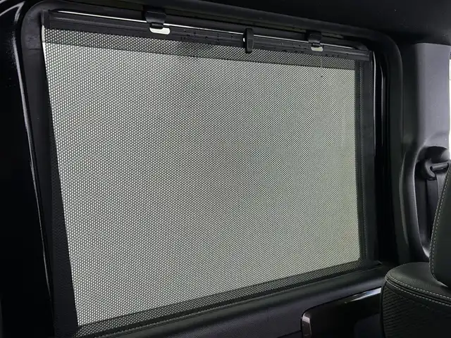 ホンダ Ｎ ＢＯＸ カスタム G L ターボ ホンダセンシング 千葉県 2019(令1)年 6.8万km クリスタルブラックパール 禁煙車/ホンダセンシング/・衝突軽減ブレーキ〈CMBS〉/・誤発進抑制機能/・歩行者事故低減ステアリング/・先行車発進お知らせ機能/・標識認識機能/・路外逸脱抑制機能/・ACC〈アダプティブ・クルーズ・コントロール〉/・LKAS〈車線維持支援システム〉/・後方誤発進抑制機能/・オートハイビーム/純正メモリナビ/　CD/DVD/BT/フルセグTV/両側パワースライドドア/バックカメラ/ビルトインETC/パドルシフト/プッシュスタート&スマートキー/革巻きステアリング/ステアリングスイッチ/LEDヘッドライト/フォイグライト