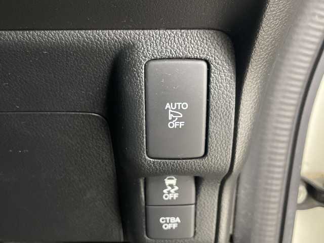 ホンダ Ｎ ＢＯＸ カスタム G ターボ Lパッケージ 埼玉県 2016(平28)年 4.2万km プレミアムホワイトパールⅡ 純正ナビ　/　　（CD/AM/FM/TV/SD/BT)/バックカメラ　/ドライブレコーダー　/両側電動スライドドア　/クルーズコントロール　/衝突軽減システム/パドルシフト　/ビルトインＥＴＣ　/ＥＣＯＮ　/純正アルミホイール　/純正フロアマット　/ドアバイザー　/ウインカーミラー