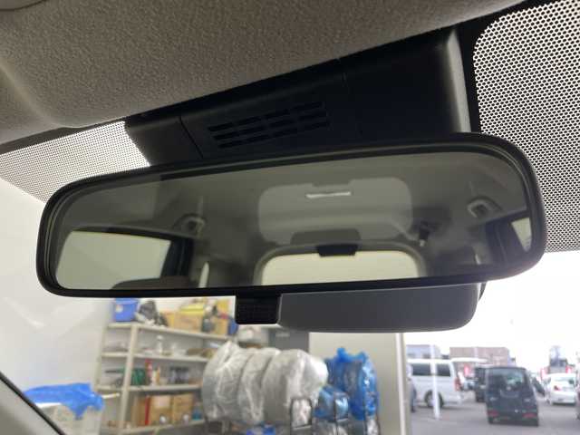 トヨタ シエンタ ハイブリッド G 道央・札幌 2024(令6)年 1.7万km ホワイトパールクリスタルシャイン ・４ＷＤ　/寒冷地仕様/・純正ディスプレイオーディオ（フルセグ//・TV/USB/Miracast/AppleCarPlay/・AndroidAuto/BT/・トヨタセーフティーセンス　/・プリクラッシュセーフティー　/・レーダークルーズコントロール　/・レーンディパチャーアラート　/・ＬＥＤヘッドライト　/・オートハイビーム　/・インナーミラー型ドライブレコーダー/・バックカメラ/・AC100V/・ステアリングスイッチアイサー/・ワイパーデアイサー/・両側パワースライドドア/・ビルトインETC/・社外フロアマット/・サイドロールサンシェード/・プッシュスタート/スマートキー/・オートリトラミラー