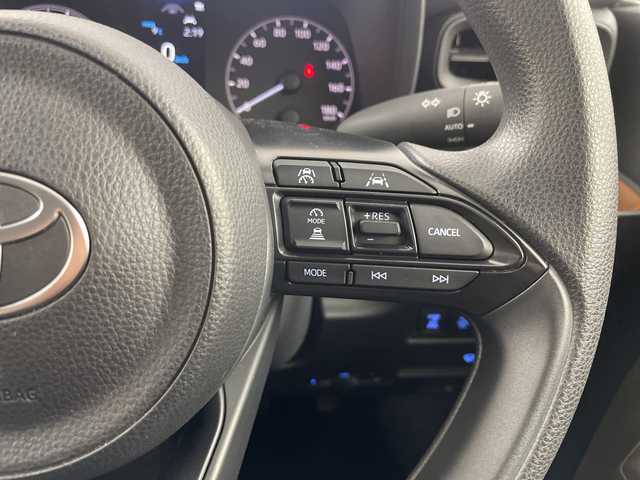 トヨタ シエンタ ハイブリッド G 道央・札幌 2024(令6)年 1.7万km ホワイトパールクリスタルシャイン ・４ＷＤ　/寒冷地仕様/・純正ディスプレイオーディオ（フルセグ//・TV/USB/Miracast/AppleCarPlay/・AndroidAuto/BT/・トヨタセーフティーセンス　/・プリクラッシュセーフティー　/・レーダークルーズコントロール　/・レーンディパチャーアラート　/・ＬＥＤヘッドライト　/・オートハイビーム　/・インナーミラー型ドライブレコーダー/・バックカメラ/・AC100V/・ステアリングスイッチアイサー/・ワイパーデアイサー/・両側パワースライドドア/・ビルトインETC/・社外フロアマット/・サイドロールサンシェード/・プッシュスタート/スマートキー/・オートリトラミラー