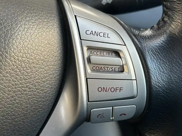 日産 エクストレイル 20X エマージェンシーブレーキ 愛知県 2015(平27)年 9.4万km ブリリアントホワイトパール /純正SDナビ//純正フルセグTV//AM/FM/AUX/CD/DVD/BT//バック/サイド/フロント/全周囲カメラ//ビルトインETC//ルーフレール//クルーズコントロール//ブラインドスポットモニター//衝突被害軽減ブレーキ//横滑り防止装置//レーンアシスト//アイドリングストップ//ECO MODE//リアウィンドウデフォッガー//ステアスイッチ//フレキシブルラゲッジ//純正LEDオートライト//フロントフォグランプ//純正フロアマット//純正ドアバイザー//純正17インチアルミホイール//シートヒーター(D/N)//電格ミラー//ライト付きバニティミラー//イモビライザー//ISOFIX//ダブルエアバック//スマートキー//スペアキー1本//取扱説明書//ナビ説明書//保証書//記録簿(R3/R4/R6)