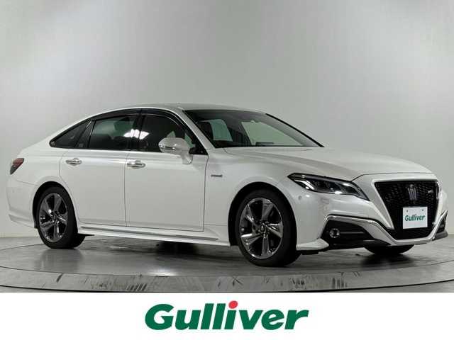 トヨタ クラウン ハイブリッド RS アドバンス 佐賀県 2018(平30)年 5.6万km ホワイトパールクリスタルシャイン メーカーナビ　/（ＡＭ　ＦＭ　ＣＤ　ＤＶＤ　ＢＴ　ＭiraCast)/全方位カメラ　/ドラレコ　/クルコン　/プリクラッシュ　/レーンキープ　/コーナーセンサー　/パーキングアシスト　/ＲＳＡ　/ＨＵＤ　/ＡＦＳ/パーキングサポートブレーキ　/ハーフレザー　/シートヒーター/シートメモリー/ハンドルヒーター/純正18インチアルミ/純正フロアマット/パドルシフト/ステリモ