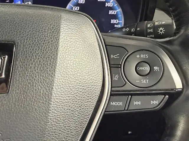 トヨタ クラウン ハイブリッド RS アドバンス 佐賀県 2018(平30)年 5.6万km ホワイトパールクリスタルシャイン メーカーナビ　/（ＡＭ　ＦＭ　ＣＤ　ＤＶＤ　ＢＴ　ＭiraCast)/全方位カメラ　/ドラレコ　/クルコン　/プリクラッシュ　/レーンキープ　/コーナーセンサー　/パーキングアシスト　/ＲＳＡ　/ＨＵＤ　/ＡＦＳ/パーキングサポートブレーキ　/ハーフレザー　/シートヒーター/シートメモリー/ハンドルヒーター/純正18インチアルミ/純正フロアマット/パドルシフト/ステリモ