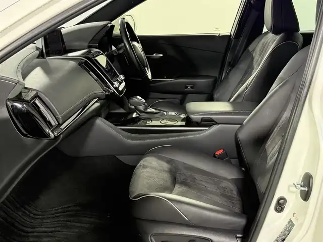 トヨタ クラウン ハイブリッド RS アドバンス 佐賀県 2018(平30)年 5.6万km ホワイトパールクリスタルシャイン メーカーナビ　/（ＡＭ　ＦＭ　ＣＤ　ＤＶＤ　ＢＴ　ＭiraCast)/全方位カメラ　/ドラレコ　/クルコン　/プリクラッシュ　/レーンキープ　/コーナーセンサー　/パーキングアシスト　/ＲＳＡ　/ＨＵＤ　/ＡＦＳ/パーキングサポートブレーキ　/ハーフレザー　/シートヒーター/シートメモリー/ハンドルヒーター/純正18インチアルミ/純正フロアマット/パドルシフト/ステリモ