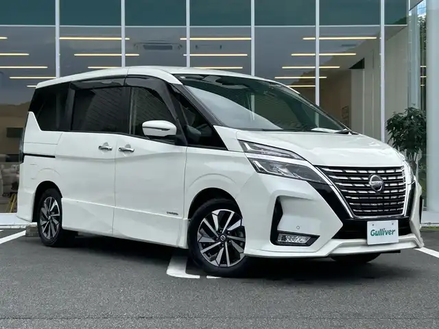 日産 セレナ ハイウェイスター V 愛媛県 2020(令2)年 4.7万km ブリリアントホワイトパール 純正フリップダウンモニター/純正10インチナビ/・Blutooth/・フルセグTV/・CD/DVD/全周囲カメラ/両側パワースライドドア/リアサンシェード/ドライブレコーダー/ＥＴＣ/社外フロアマット/純正アルミホイール/パ－キングアシスト/レーンアシスト/プロパイロット/エマージェンシーブレーキ/LEDヘッドライト/オートライト/ドアバイザー/ウィンカーミラー/防水シート
