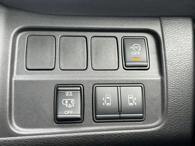 日産 セレナ ハイウェイスター V 愛媛県 2020(令2)年 4.7万km ブリリアントホワイトパール 純正フリップダウンモニター/純正10インチナビ/・Blutooth/・フルセグTV/・CD/DVD/全周囲カメラ/両側パワースライドドア/リアサンシェード/ドライブレコーダー/ＥＴＣ/社外フロアマット/純正アルミホイール/パ－キングアシスト/レーンアシスト/プロパイロット/エマージェンシーブレーキ/LEDヘッドライト/オートライト/ドアバイザー/ウィンカーミラー/防水シート