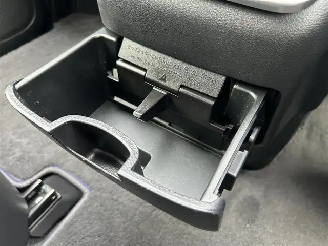 日産 セレナ ハイウェイスター V 愛媛県 2020(令2)年 4.7万km ブリリアントホワイトパール 純正フリップダウンモニター/純正10インチナビ/・Blutooth/・フルセグTV/・CD/DVD/全周囲カメラ/両側パワースライドドア/リアサンシェード/ドライブレコーダー/ＥＴＣ/社外フロアマット/純正アルミホイール/パ－キングアシスト/レーンアシスト/プロパイロット/エマージェンシーブレーキ/LEDヘッドライト/オートライト/ドアバイザー/ウィンカーミラー/防水シート