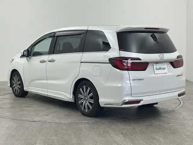 ホンダ オデッセイ アブソルート 群馬県 2021(令3)年 3.4万km プラチナホワイトパール ・ホンダセンシング/・１０インチインターナビ/T V/・マルチビューカメラ/・両側パワースライドドア/・クルーズコントロール/・ETC2.0/・ドライブレコーダー/・前後コーナーセンサー/・スマートキー/・レーンアシスト/・横滑り防止装置/・衝突被害軽減システム/・盗難防止装置/・ABS/・SRSエアバッグ（運転席/助手席/サイド/カーテン）