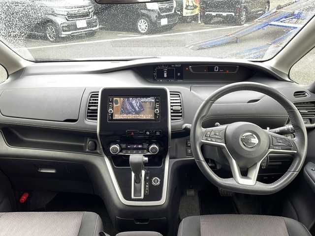 日産 セレナ ハイウェイスター プロパイロットED 新潟県 2017(平29)年 6.4万km ブリリアントホワイトパール 純正メモリナビ/衝突軽減/クルーズコントロール/レーンキープアシスト/全周囲カメラ/コーナーセンサー/オートパーク/ETC/ドライブレコーダー/両側パワースライドドア/サンシェード/フロアマット/LED/フォグランプ/ウィンカーミラー/電格ミラー/スペアキー×１