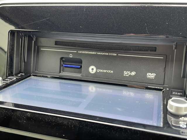 日産 セレナ ハイウェイスター プロパイロットED 新潟県 2017(平29)年 6.4万km ブリリアントホワイトパール 純正メモリナビ/衝突軽減/クルーズコントロール/レーンキープアシスト/全周囲カメラ/コーナーセンサー/オートパーク/ETC/ドライブレコーダー/両側パワースライドドア/サンシェード/フロアマット/LED/フォグランプ/ウィンカーミラー/電格ミラー/スペアキー×１