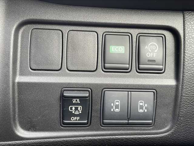 日産 セレナ ハイウェイスター プロパイロットED 新潟県 2017(平29)年 6.4万km ブリリアントホワイトパール 純正メモリナビ/衝突軽減/クルーズコントロール/レーンキープアシスト/全周囲カメラ/コーナーセンサー/オートパーク/ETC/ドライブレコーダー/両側パワースライドドア/サンシェード/フロアマット/LED/フォグランプ/ウィンカーミラー/電格ミラー/スペアキー×１