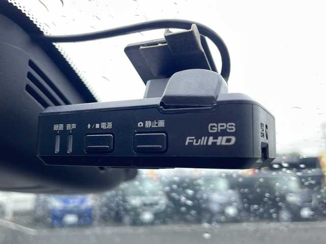 日産 セレナ ハイウェイスター プロパイロットED 新潟県 2017(平29)年 6.4万km ブリリアントホワイトパール 純正メモリナビ/衝突軽減/クルーズコントロール/レーンキープアシスト/全周囲カメラ/コーナーセンサー/オートパーク/ETC/ドライブレコーダー/両側パワースライドドア/サンシェード/フロアマット/LED/フォグランプ/ウィンカーミラー/電格ミラー/スペアキー×１