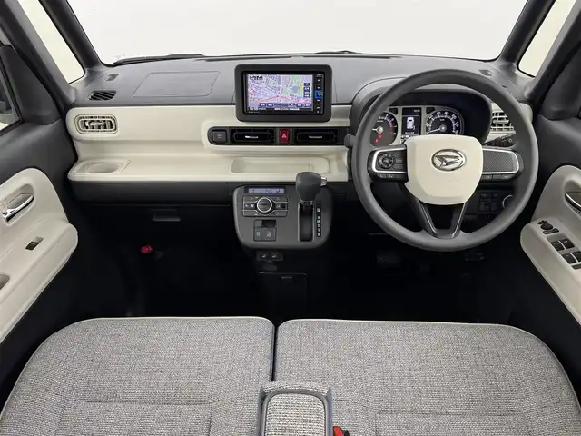 ダイハツ ムーヴ キャンバス ストライプス G 福岡県 2022(令4)年 1.2万km シャイニングホワイトパール/サンドベージュメタリック 純正ナビ／フルセグＴＶ　/バックカメラ　/ホッとカップホルダー　/前後ドライブレコーダー　/コーナーセンサー　/衝突被害軽減ブレーキ　/アイドリングストップ　/両側電動スライドドア　/シートヒーター　/プッシュスタート