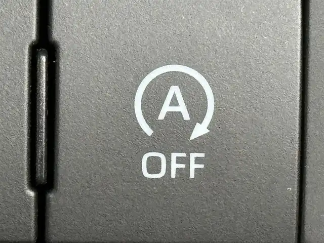 ダイハツ ムーヴ キャンバス ストライプス G 福岡県 2022(令4)年 1.2万km シャイニングホワイトパール/サンドベージュメタリック 純正ナビ／フルセグＴＶ　/バックカメラ　/ホッとカップホルダー　/前後ドライブレコーダー　/コーナーセンサー　/衝突被害軽減ブレーキ　/アイドリングストップ　/両側電動スライドドア　/シートヒーター　/プッシュスタート