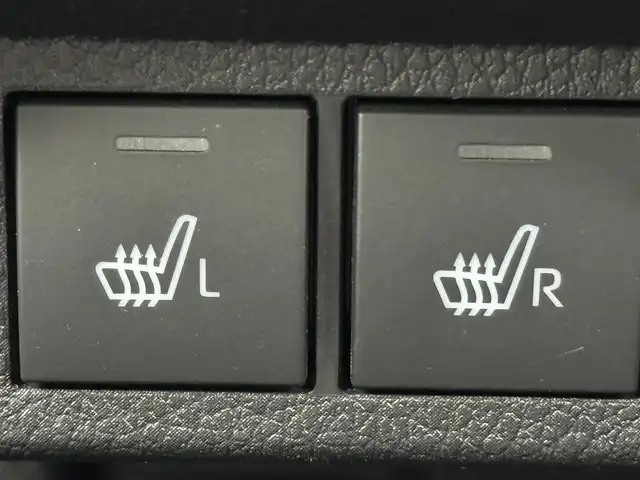 ダイハツ ムーヴ キャンバス ストライプス G 福岡県 2022(令4)年 1.2万km シャイニングホワイトパール/サンドベージュメタリック 純正ナビ／フルセグＴＶ　/バックカメラ　/ホッとカップホルダー　/前後ドライブレコーダー　/コーナーセンサー　/衝突被害軽減ブレーキ　/アイドリングストップ　/両側電動スライドドア　/シートヒーター　/プッシュスタート