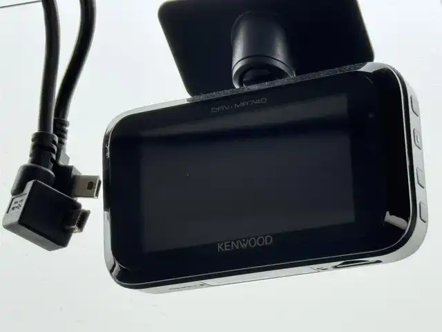 ダイハツ ムーヴ キャンバス ストライプス G 福岡県 2022(令4)年 1.2万km シャイニングホワイトパール/サンドベージュメタリック 純正ナビ／フルセグＴＶ　/バックカメラ　/ホッとカップホルダー　/前後ドライブレコーダー　/コーナーセンサー　/衝突被害軽減ブレーキ　/アイドリングストップ　/両側電動スライドドア　/シートヒーター　/プッシュスタート