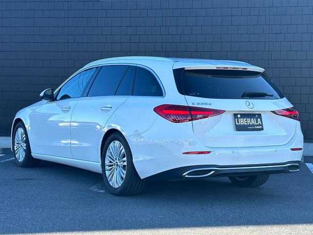 メルセデス・ベンツ Ｍ・ベンツ Ｃ２２０ｄ ワゴン アバンギャルド 埼玉県 2022(令4)年 4.6万km ポーラホワイト 黒半革シート /ACC /Apple Carp Pay /全周囲カメラ /アドバンススピーカー /アンビエントライト /BSM /シートヒーター /レーンチェンジアシスト /パワーバックドア /ドライブレコーダー /ETC /純正17インチアルミホイール