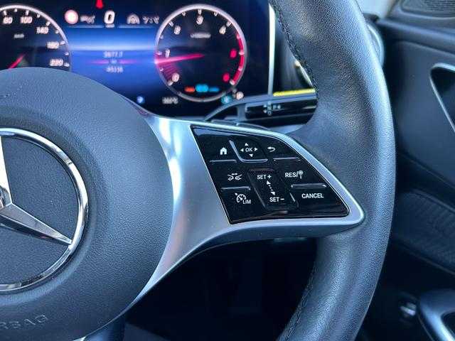 メルセデス・ベンツ Ｍ・ベンツ Ｃ２２０ｄ ワゴン アバンギャルド 埼玉県 2022(令4)年 4.6万km ポーラホワイト 黒半革シート /ACC /Apple Carp Pay /全周囲カメラ /アドバンススピーカー /アンビエントライト /BSM /シートヒーター /レーンチェンジアシスト /パワーバックドア /ドライブレコーダー /ETC /純正17インチアルミホイール