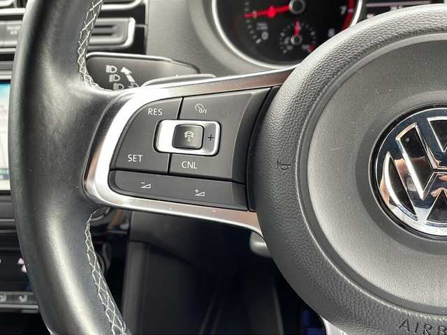 フォルクスワーゲン ポロ ブルーGT 山形県 2014(平26)年 6.5万km ブルーシルクM 純正HDDナビゲーション/【CD・DVD・SD・Bluetooth・フルセグTV】/バックカメラ/クルーズコントロール/革巻きステアリング/・ステアリングリモコン/・パドルシフト/LEDヘッドライト/・フォグランプ/電動格納ミラー/・ウインカーミラー/ETC/アイドリングストップ/横滑り防止機能/取扱説明書