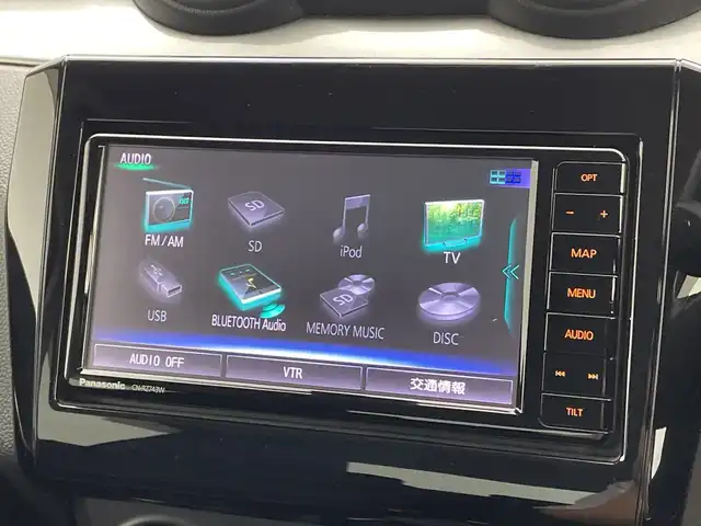 スズキ スイフト XG 新潟県 2019(平31)年 7.5万km ピュアホワイトP 純正メモリナビ【CN-RZ743W】/　フルセグTV/Bluetooth/CD/DVD/USB/D席シートヒーター/ドライブレコーダー/ビルトインETC/横滑り防止装置/禁煙車