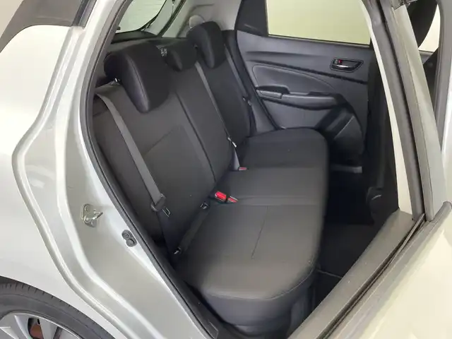 スズキ スイフト XG 新潟県 2019(平31)年 7.5万km ピュアホワイトP 純正メモリナビ【CN-RZ743W】/　フルセグTV/Bluetooth/CD/DVD/USB/D席シートヒーター/ドライブレコーダー/ビルトインETC/横滑り防止装置/禁煙車