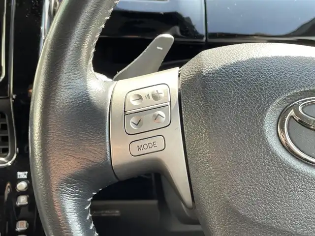 トヨタ ヴォクシー ZS 煌Ⅱ 岡山県 2010(平22)年 15.1万km ブラック 登録時走行距離150258km/社外SDナビ/(AM/FM/TV/DISC/BT)/両側パワースライドドア/ビルトインETC/バックカメラ/MTモード付AT/パドルシフト/ウォークスルー/プッシュスタート/スマートキー/純正１６インチアルミホイール/ハロゲンヘッドライト/USB入力端子/記録簿/取扱説明書