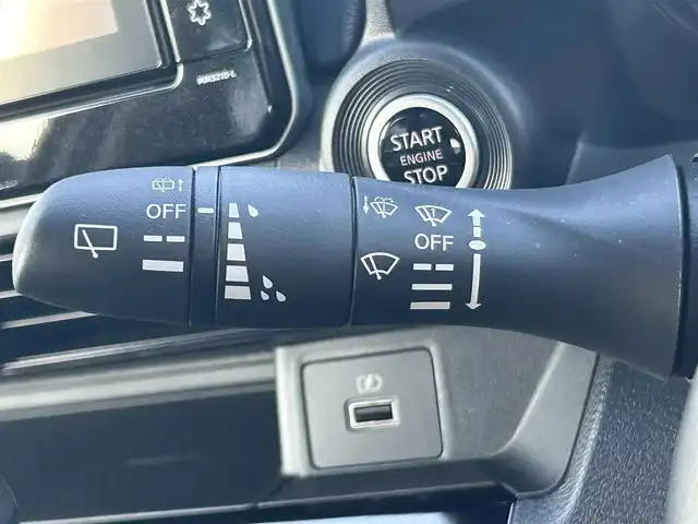 日産 デイズ ハイウェイスターX 大阪府 2021(令3)年 1.3万km ホワイトパール 9インチナビ　/フルセグ　/Bluetooth　/全方位カメラ　/ETC　/スマートキー　/前後コーナーセンサー　/衝突軽減ブレーキ　/LEDヘッドライト　/純正フロアーマット　/サイドバイザー