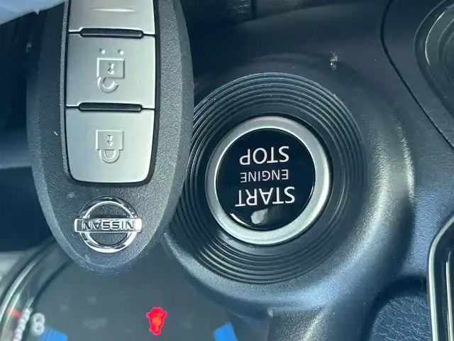 日産 デイズ ハイウェイスターX 大阪府 2021(令3)年 1.3万km ホワイトパール 9インチナビ　/フルセグ　/Bluetooth　/全方位カメラ　/ETC　/スマートキー　/前後コーナーセンサー　/衝突軽減ブレーキ　/LEDヘッドライト　/純正フロアーマット　/サイドバイザー