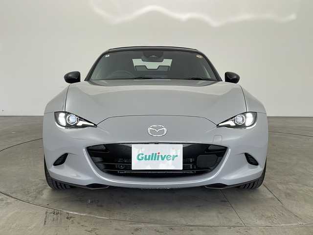 マツダ ロードスター S スペシャルパッケージ 兵庫県 2024(令6)年 0.8万km グレー ・６MT/・ツーリングパッケージ/地上デジタルＴＶチューナー/シートヒーター/アダプティブＬＥＤヘッドライト/交通標識認識システム/マツダレーダークルーズコントロール/・8.8インチセンターディスプレイ/Bluetooth/USB/Alexa/TV/スマホ連携/・バックカメラ/・ETC/・車間制御システム/・後側方接近車両検知/・車線逸脱警報システム/・ブラインドスポットモニタリング/・降車時警告/・ディスタンス＆スピードアラート/・スマートブレーキサポート/・スマートシティブレーキサポート/・パーキングセンサー