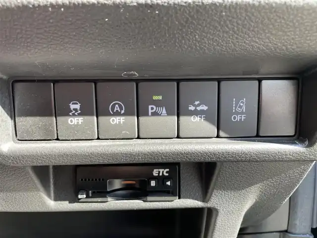 スズキ クロスビー HYBRID MZ 静岡県 2018(平30)年 10.5万km スーパーブラックパール 3トーンコーディネート ワンオーナー　/純正ナビ　/・フルセグＴＶ　/・Ｂｌｕｅｔｏｏｔｈ接続　/・ＤＶＤ再生　/・USB入力端子/クルーズコントロール　/衝突軽減システム　/プッシュスタート　/スマートキー　/スペアキー　/全方位カメラ　/前席シートヒーター　/ＬＥＤオートライト/オートハイビーム/リアコーナーセンサー/ETC/ドラレコ/取扱説明書/保証書