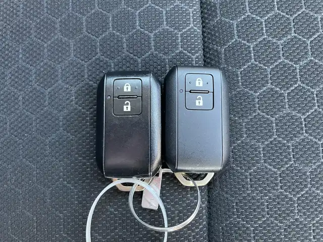 スズキ クロスビー HYBRID MZ 静岡県 2018(平30)年 10.5万km スーパーブラックパール 3トーンコーディネート ワンオーナー　/純正ナビ　/・フルセグＴＶ　/・Ｂｌｕｅｔｏｏｔｈ接続　/・ＤＶＤ再生　/・USB入力端子/クルーズコントロール　/衝突軽減システム　/プッシュスタート　/スマートキー　/スペアキー　/全方位カメラ　/前席シートヒーター　/ＬＥＤオートライト/オートハイビーム/リアコーナーセンサー/ETC/ドラレコ/取扱説明書/保証書