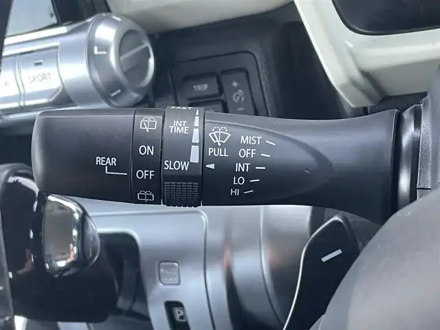 スズキ クロスビー HYBRID MZ 鳥取県 2018(平30)年 10.5万km スーパーブラックパール 3トーンコーディネート (株)IDOMが運営する【じしゃロン鳥取店】の自社ローン対象車両になります。こちらは現金ご利用時の価格です。自社ローンご希望の方は別途その旨お申付け下さい。/ワンオーナー　/フルタイム４WD/純正ナビ　/・フルセグＴＶ　/・AM/FM/・CD/DVD/・Bluetooth接続/クルーズコントロール　/衝突軽減システム　/プッシュスタート　/スマートキー　/スペアキー　/全方位カメラ　/前席シートヒーター　/ＬＥＤオートライト/オートハイビーム/リアコーナーセンサー/ETC/ドラレコ/取扱説明書/保証書